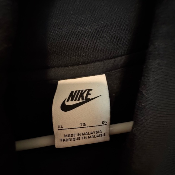 Nike Kids Dark Gray Sweatshirt with gold Logo - Picture 3 of 3